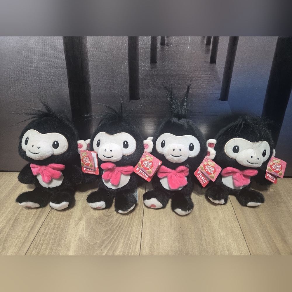 Fiesta Martin The Gorilla Adorable Black and Pink Plush Toy Set 4 - Picture 2 of 10